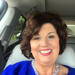 Meet your Posher, Vickie